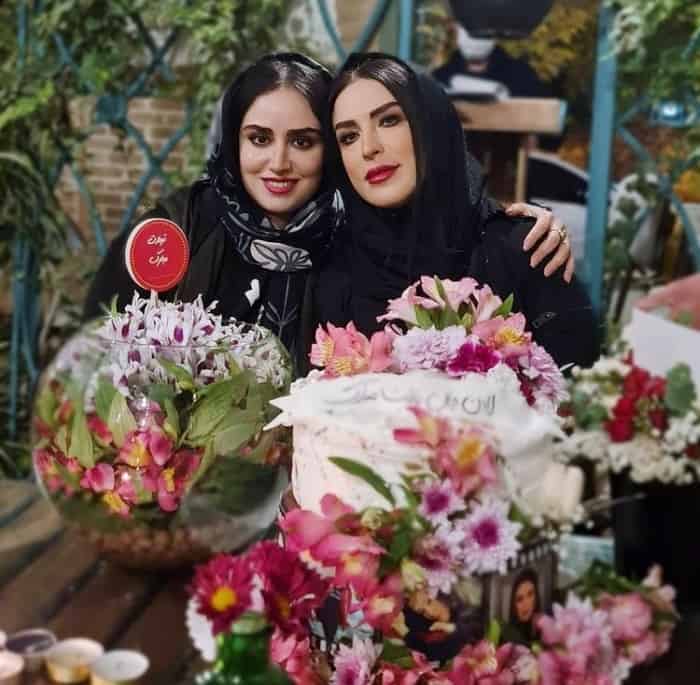 هانیه غلامی و مادرش