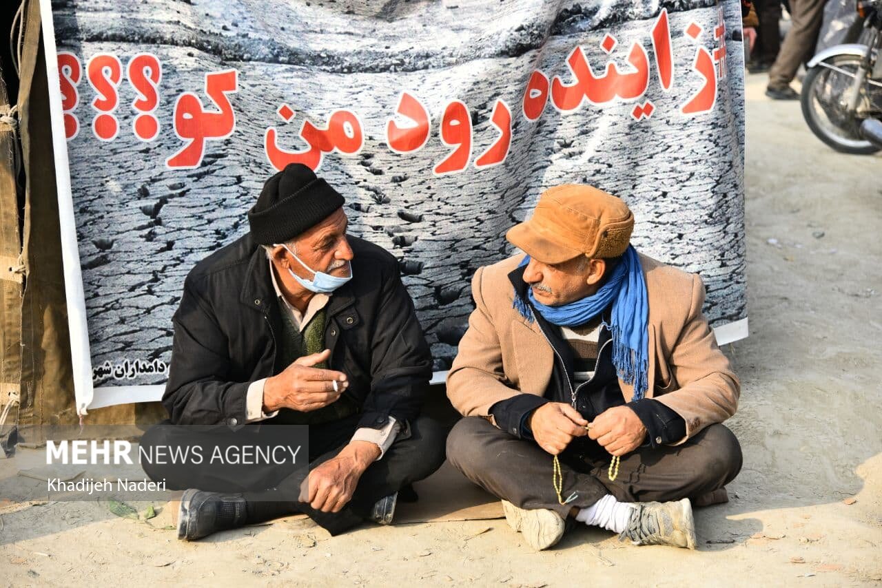 روایتی از بست نشینان خشکه رود/۳۳ پل نماد ۳۳ سهم زاینده رود است