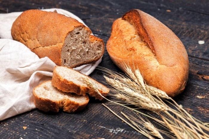 خاصیت نان جو چیست؟ فواید نان جو