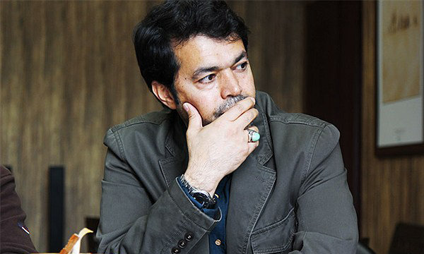 همین فروش اندک هم مدیون تبلیغات ماهواره‌ای هستیم/ سینما در آستانه ورشکستگی است/ در دوره شبهه انسداد فرهنگی قرار داریم