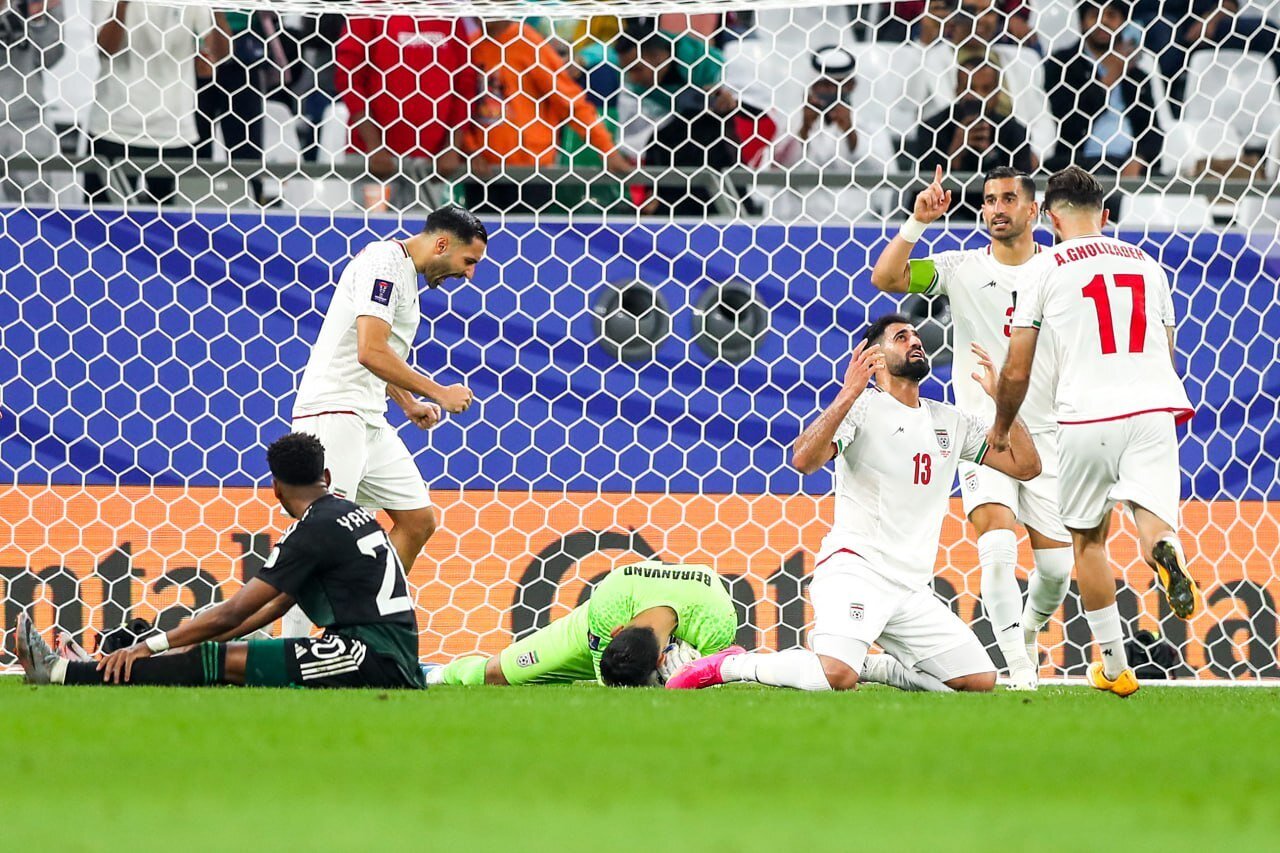 پاسخ زوج طارمی و آزمون به کری‌ها / ایران در انتظار کره و ژاپن