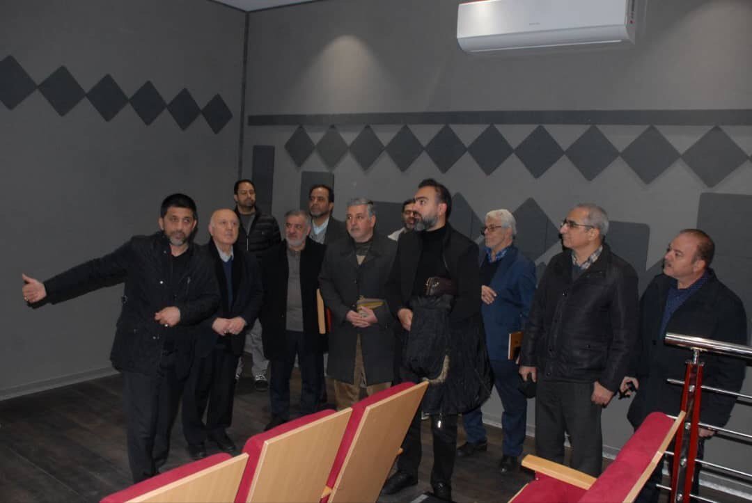 بازدیدی متفاوت از فدراسیون کشتی/ یک خسته نباشید جانانه به علیرضا دبیر