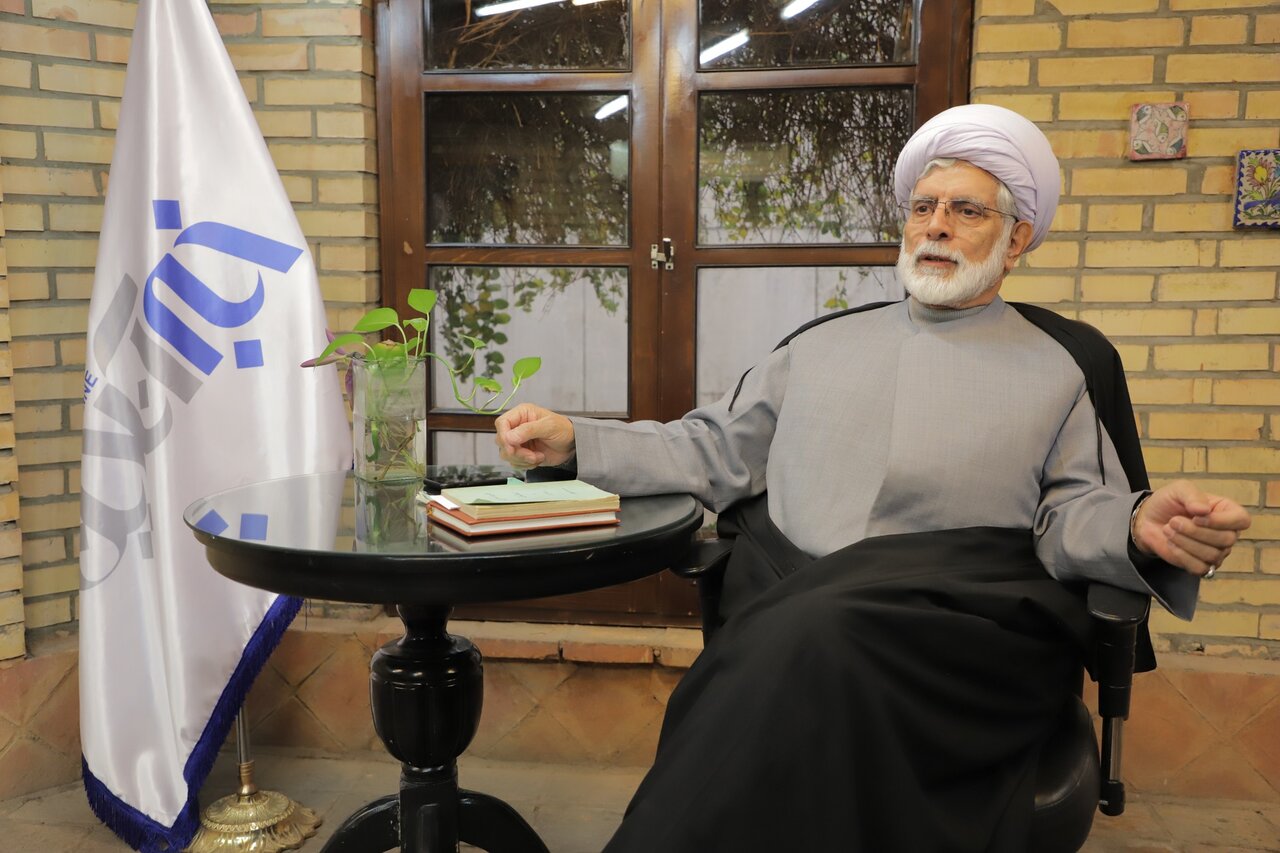رهامی: جبهه پایداری تفکرات «انجمن حجتیه» را دنبال می کند /رئیسی در مقابل جریان هیاهوسالار و افراطی، وا داده و مقهور شده است
