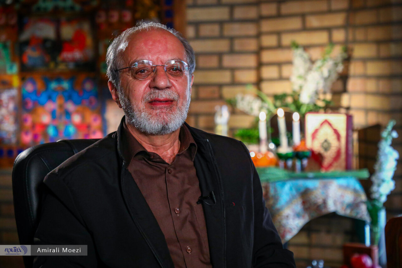 خجسته: قسم جلاله می‌خورم زن برای جمهوری اسلامی مزیت است نه تهدید /آنها که رأی سفید یا باطله دادند نظام را قبول دارند /خجالت می‌کشم تبلیغ کنم