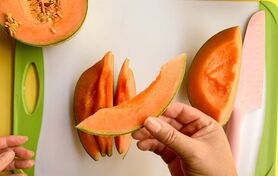 گرمک: خواص شگفت‌انگیز، ارزش غذایی و هر آنچه باید درباره این میوه تابستانی بدانید