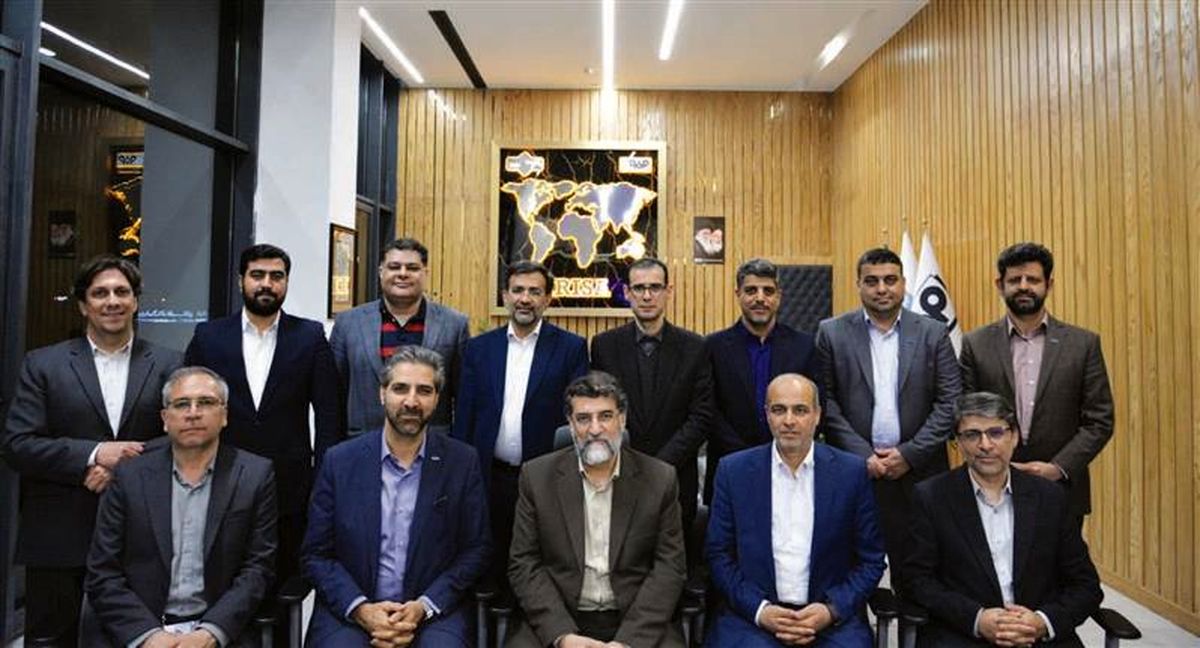 ظرفیت شرکتهای ایرانی در حوزههای هوش مصنوعی و آیتی مشابه قدرت موشکی است