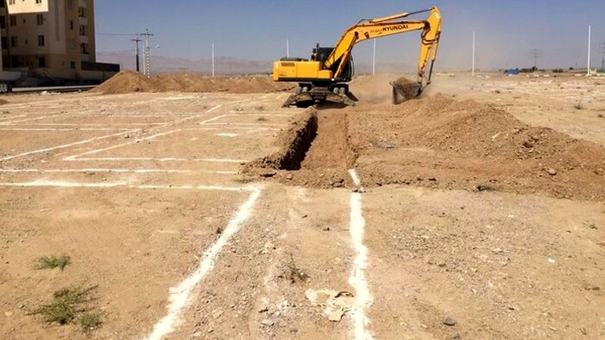 شتاب تسهیلات در اصفهان: زمین‌های رایگان «جوانی جمعیت» به خط پایان رسیدند؛ تعیین تکلیف ۱۰ هزار متقاضی تا دهه فجر