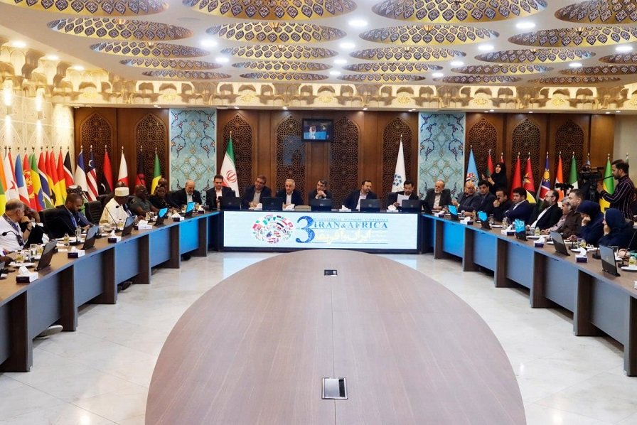 ضرورت شناخت مستقیم از ایران و آفریقا برای تجارت