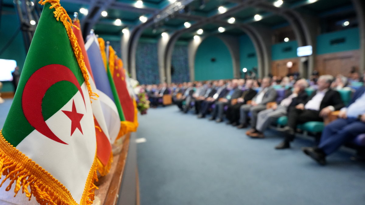 زیبایی اصفهان را به تصویر بکشید