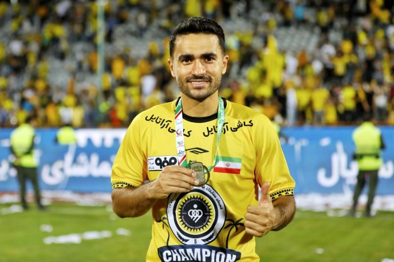 ستون سپاهان ترک بر نداشت