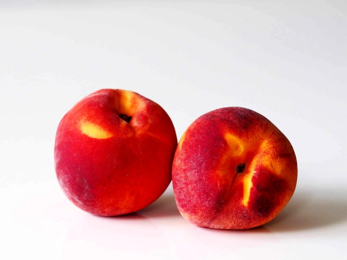 خواص و مضرات هلو؛ از فواید تا هشدارهای مصرف این میوه تابستانی