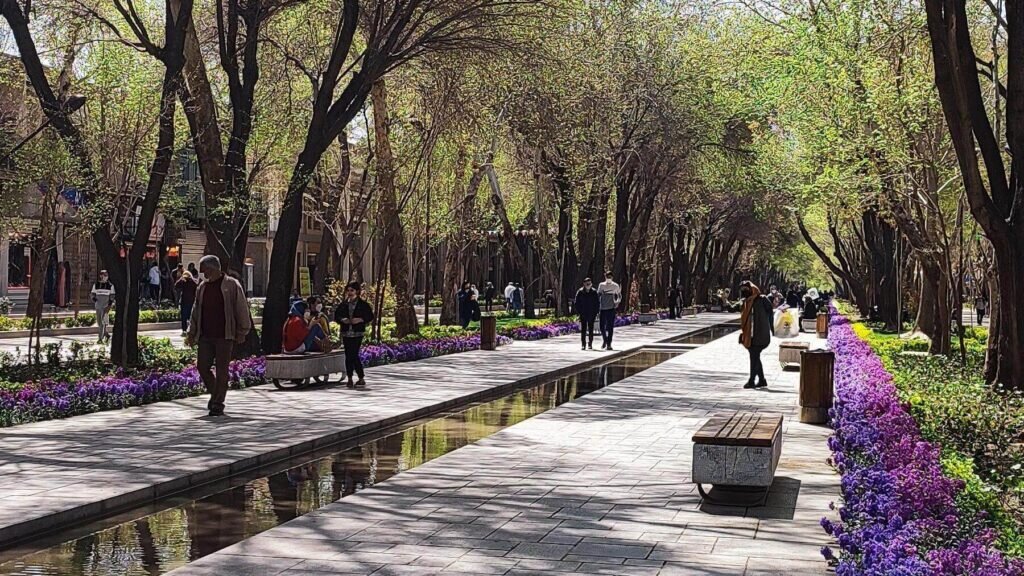  چهارباغ؛ گذری که بوی فرهنگ نمی‌دهد