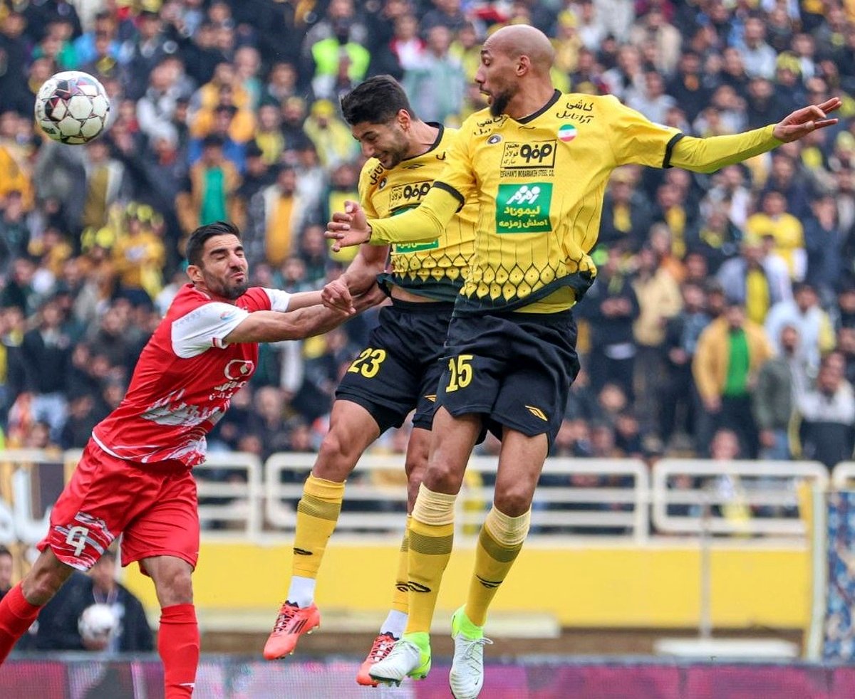 محمدی محبی موشک زمین به هوای سپاهان