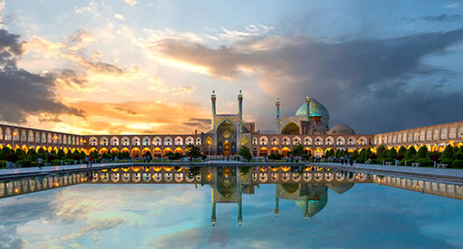 آسمان اصفهان آبی شد؛ میانگین کیفیت هوا در وضعیت قابل قبول قرار گرفت