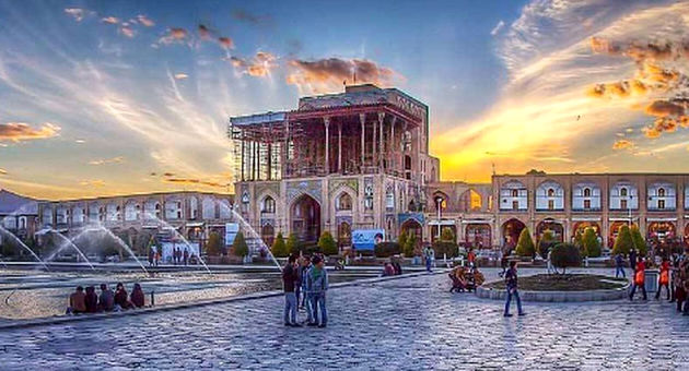 اصفهان پیشگام اجرای طرح «خرید به اعتبار گردشگری»؛ جزئیات تسهیلات ۵۰۰ میلیون ریالی برای مسافران نوروزی