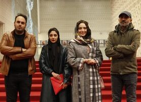بهنوش طباطبایی و هستی مهدوی‌فر در پردیس چارسو