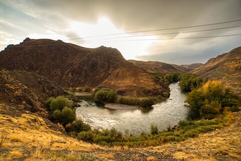 جمعی از کشاورزان اصفهان خواهان اعلام زمان تخصیص آب برای کشت پاییزه شدند
