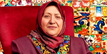 خانه زندان است یا محفل دوستانه؟