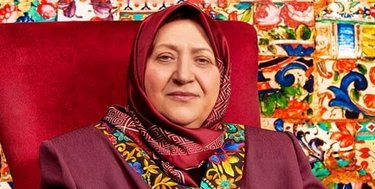 خانه زندان است یا محفل دوستانه؟