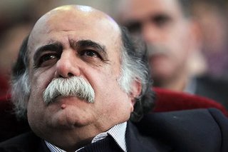 درصد وام واژگان زبان پارسی اندک است