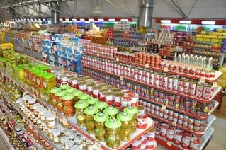 ثبات قیمت چهار گروه و کاهش نرخ سه گروه کالای خوراکی درهفته پایانی اردیبهشت