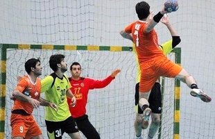 فعلاً خبری از تمرینات سپاهان نیست/ هندبال مدیون رحیمی است