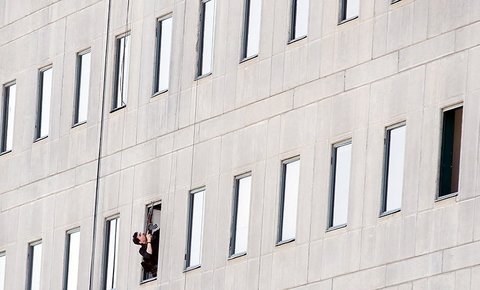 تروریست ها چگونه وارد مجلس شدند؟