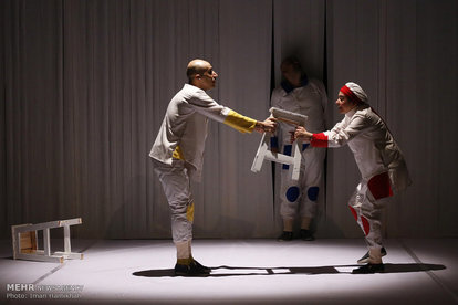 نمایشنامه‌خوانی «وکیل تسخیری» در اصفهان برگزار می شود