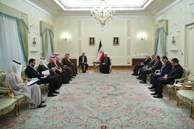 سیاست ایران روابط دوستانه با کشورهای مسلمان و همسایه است