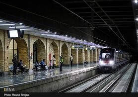 خط یک مترو ستون فقرات حمل و نقل شهری است