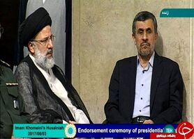 اقدام جالب احمدی‌ نژاد در مراسم تنفیذ
