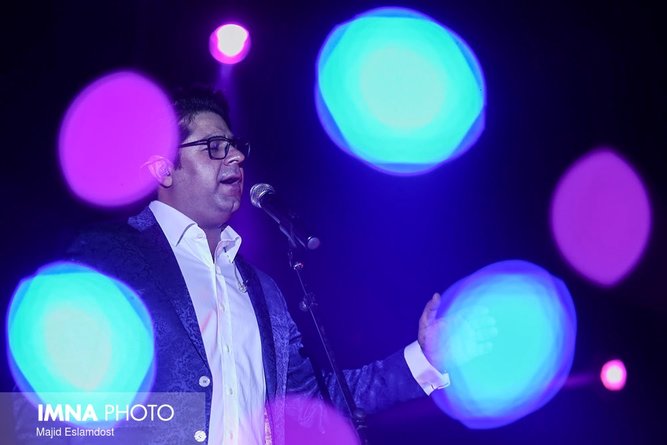 کنسرت حجت اشرف زاده در اصفهان