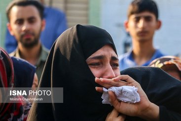 مراسم تشییع پیکر دانش آموزان هرمزگانی