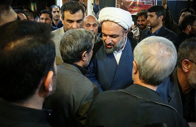 مراسم ختم داود احمدی‌نژاد