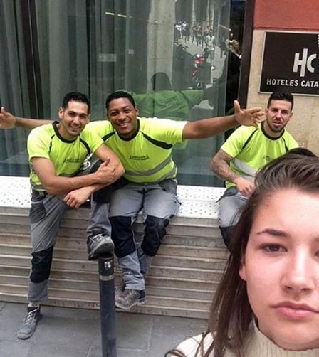 سلفی زنی با مزاحمان خیابانی‌