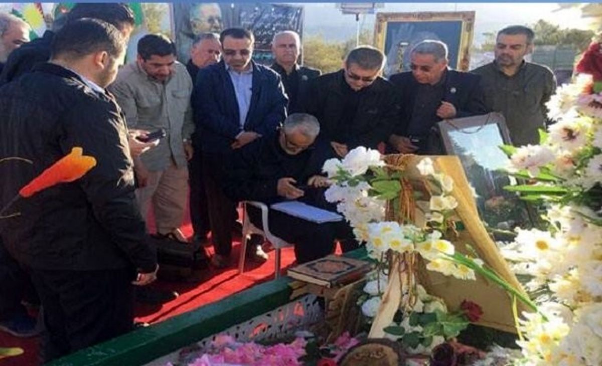 حضور سرلشگر سلیمانی بر سر مزار جلال طالبانی
