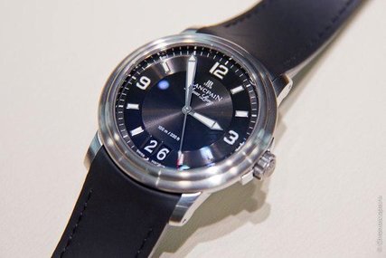 ساعت گرانقیمت پوتین، سوژه رسانه‌های آمریکایی