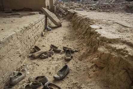 ادعاهای ضدونقیض درباره خانه نائل