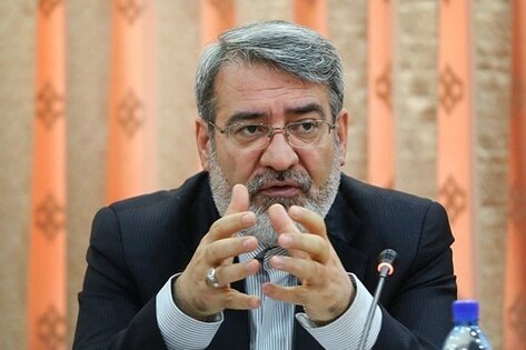 استفاده نامزدها از پولی که منابع آن مشخص نیست، جرم است
