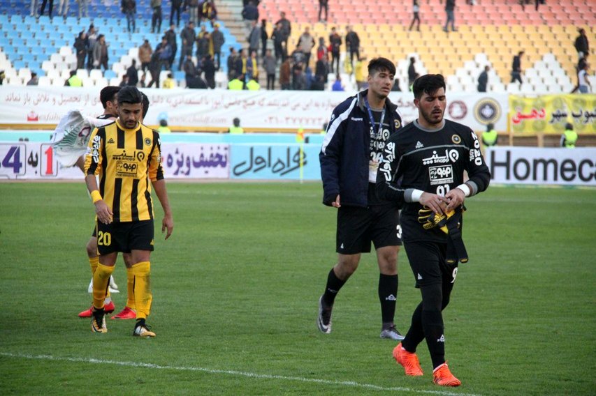 دروازه‌بان تیم ملی ایران برنده دوئل با گلر سوری