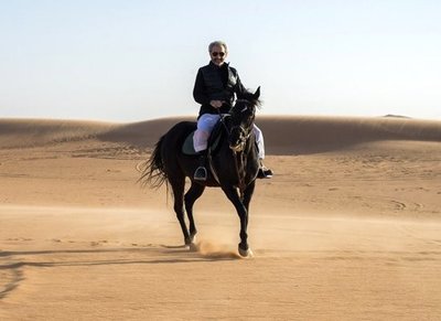 عکس هایی از ولید بن طلال پس از آزادی