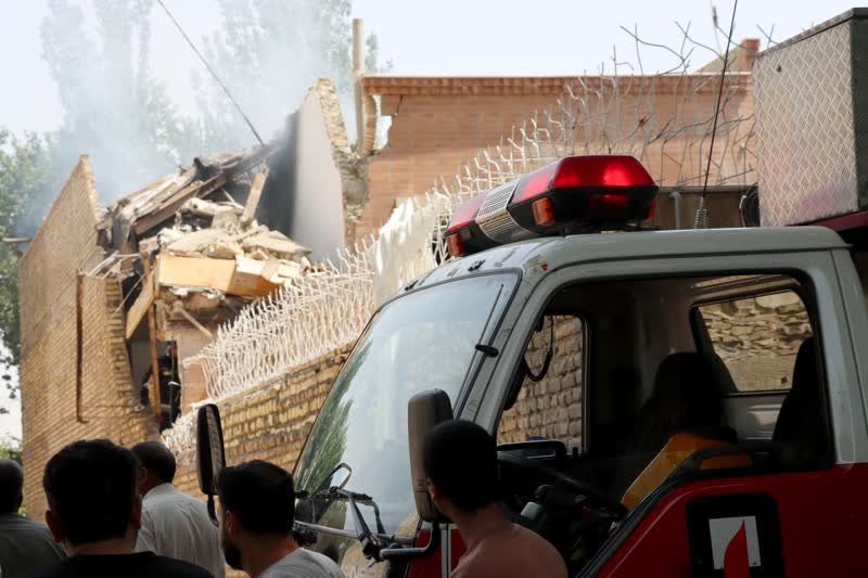 انفجار منزل مسکونی 2 طبقه در اصفهان+عکس