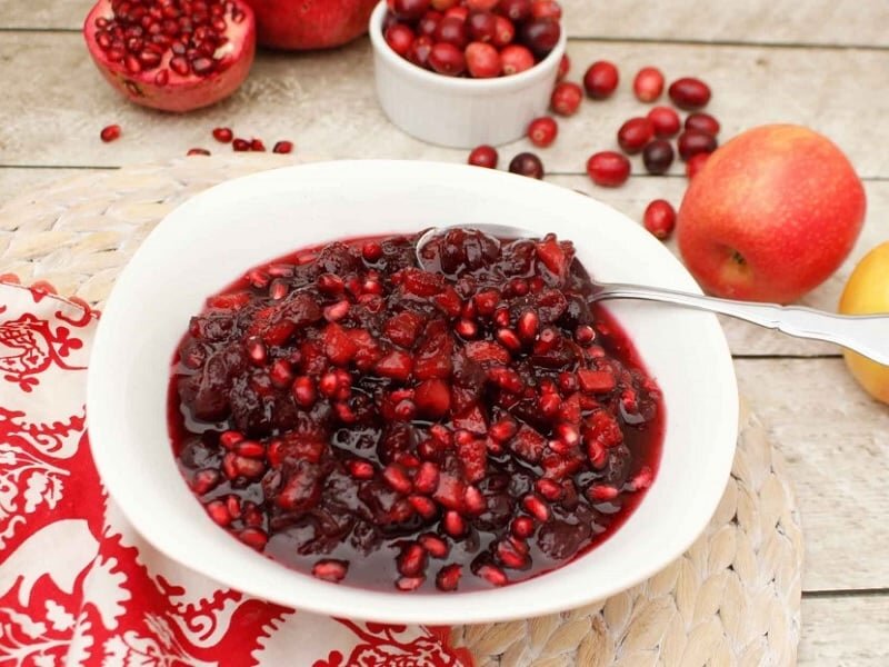 طرز تهیه ترشی انار و لبو قرمز خوشمزه و مجلسی