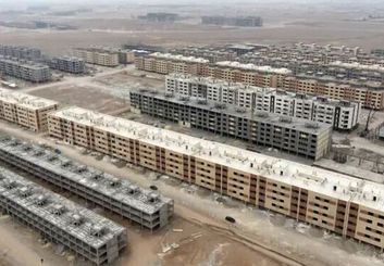 تحویل ۱۰۰۰ مسکن ملی بهارستان تا دهه بهمن‌ماه! از گازرسانی تا کلنگ‌زنی ۳ مدرسه در بزرگ‌ترین طرح ساخت یکجای کشور