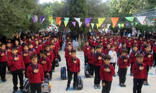 آدرس و شماره تلفن مدارس پسرانه تیران و کرون