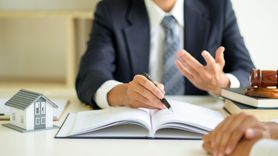 برای دعاوی ملکی به کدام وکیل ملکی در اصفهان مراجعه کنیم؟