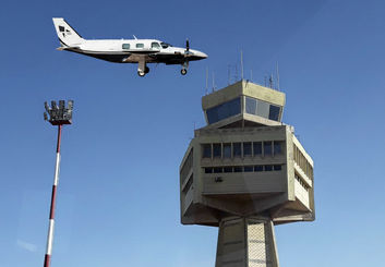 اصفهان نخستین مقصد تاکسی هوایی کشور؛ پرواز آزمایشی اطلس ایر انجام شد