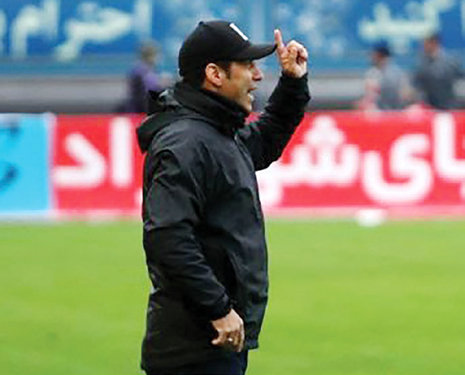 دست‌های خالی معجزه نمی کند