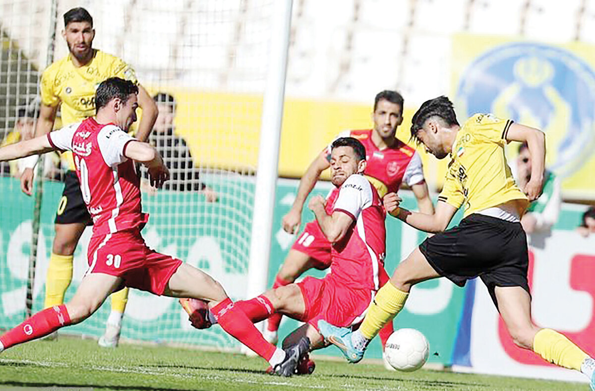 سپاهان و پرسپولیس در هفته سرنوشت‌ساز لیگ