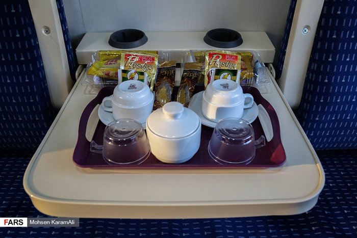 قطار مشهد قم؛ سفری بین دو شهر زیارتی ایران